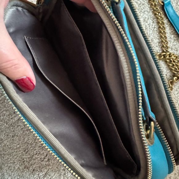 Henri Bendel Teal 712 Camera Bag Handbag - Picture 3 of 7